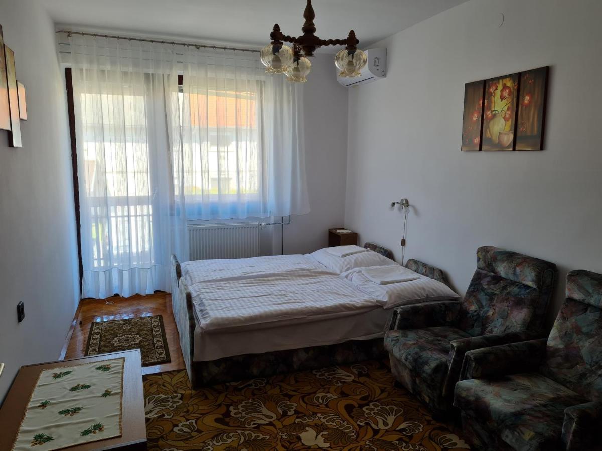Gyoengyvirag Apartman Lenti Exterior foto