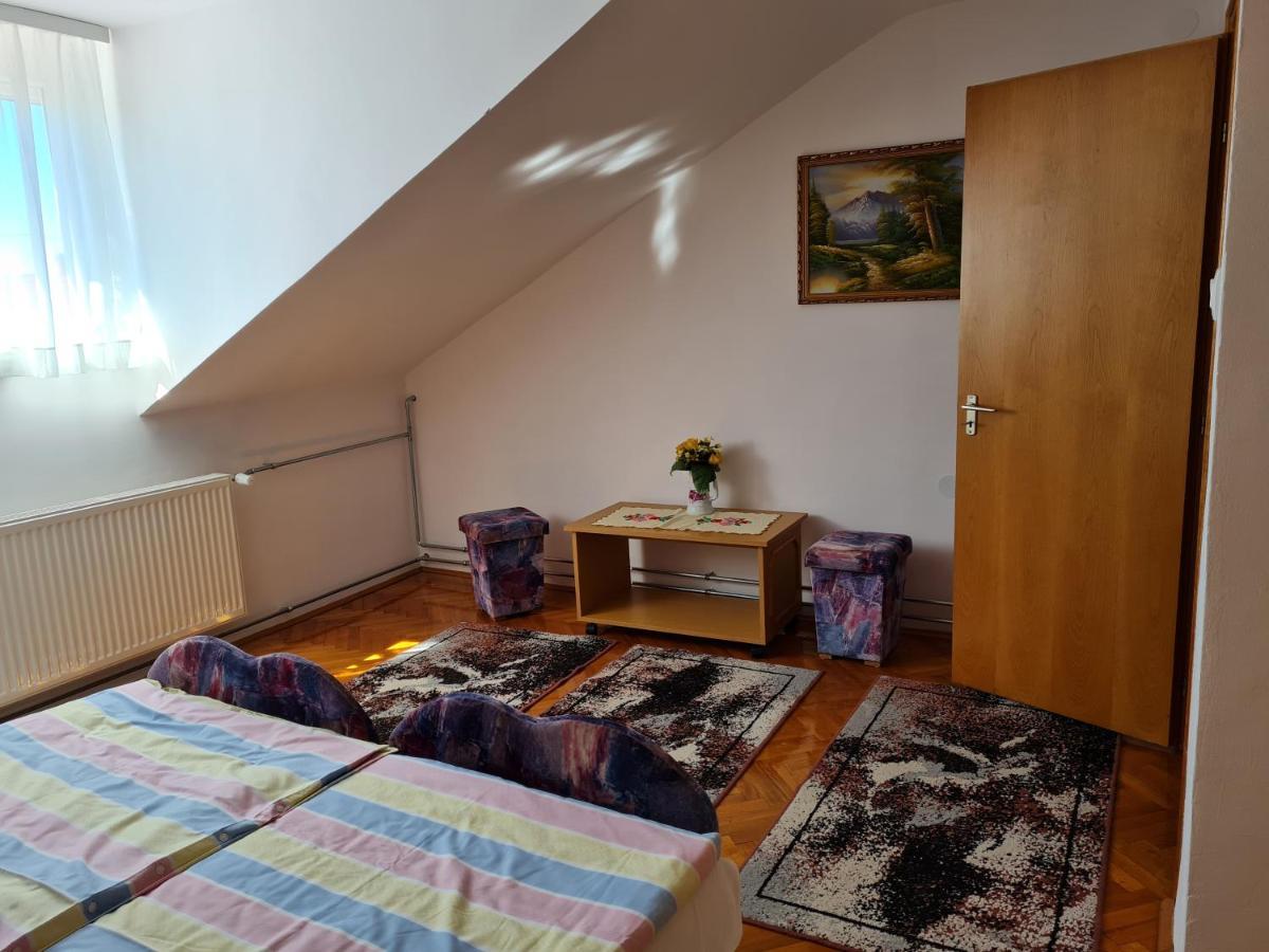 Ferienwohnung Gyongyvirag Apartman Lenti Exterior foto